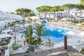 Marbella Resort 8 Pool Whirlpool Sauna