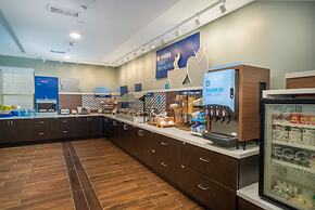 Holiday Inn Express & Suites Dahlonega by IHG