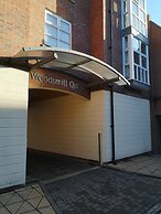 Cosy Riverside Apartment - Woodsmill Quay Free Parking