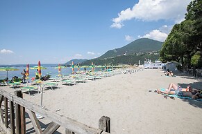 Margherita Near Lake - Family Friendly