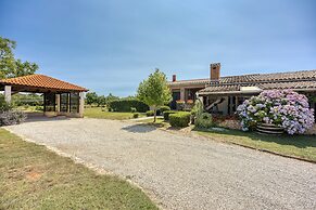 Family Friendly House Kacana