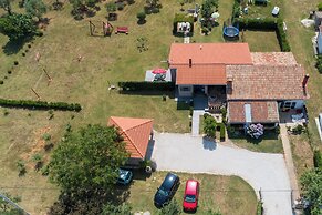 Family Friendly House Kacana