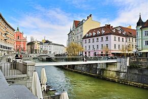 Tromostovje III In Heart Of Ljubljana