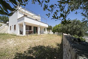 Mediterranea Apartment Near Ostuni