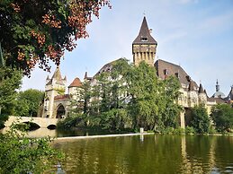 Crowne Plaza Budapest by IHG