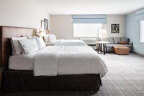 Staybridge Suites Iowa City Coralville by IHG