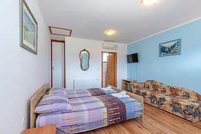 Pool & Fun House Betiga 1 With gym