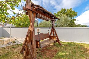 Pool & Fun House Betiga 1 With gym