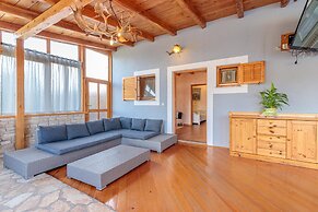 Pool & Fun House Betiga 1 With gym