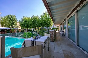 Il Bacco few Steps From sea