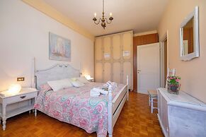 Rossella on the lake with fantastic view