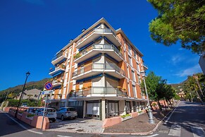 Rossella on the lake with fantastic view
