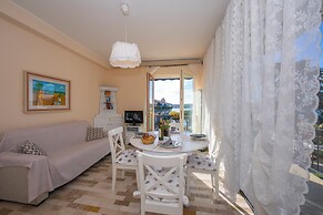 Rossella on the lake with fantastic view