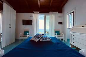 Dependance Castiglione With Pool And View