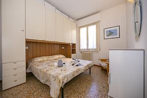 Apart Lago Blu 200m From Lake