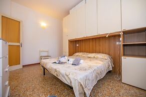 Apart Lago Blu 200m From Lake