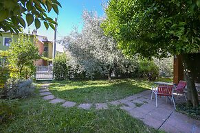 Apart Lago Blu 200m From Lake