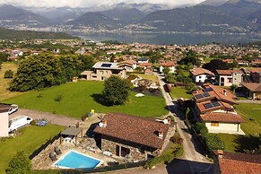 Belvedere B