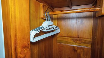 Green Coconut Cottage