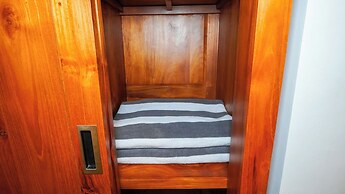 Green Coconut Cottage