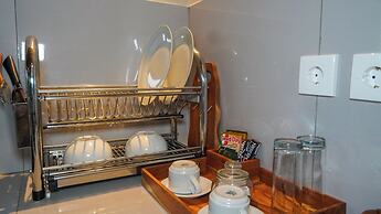 Green Coconut Cottage