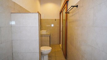 Green Coconut Cottage