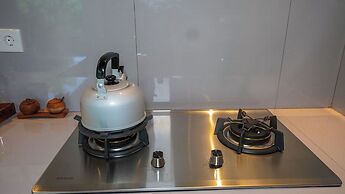 Green Coconut Cottage