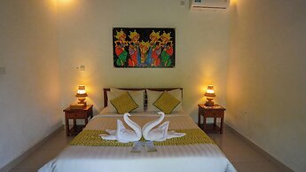 Green Coconut Cottage