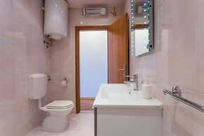 Apartment The Big Chill