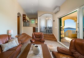 Breathtaking Panorama Villa Vese