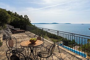 Breathtaking Panorama Villa Vese