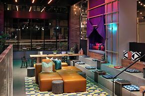 Moxy Portland Downtown