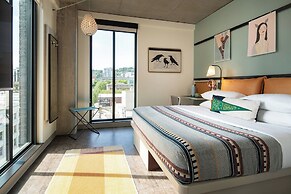 Moxy Portland Downtown