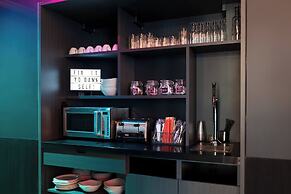 Moxy Portland Downtown