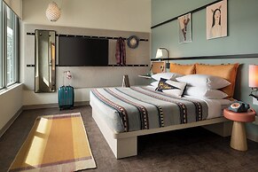 Moxy Portland Downtown