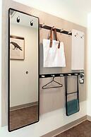 Moxy Portland Downtown