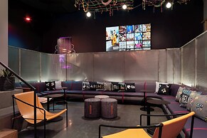 Moxy Portland Downtown