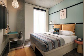 Moxy Portland Downtown