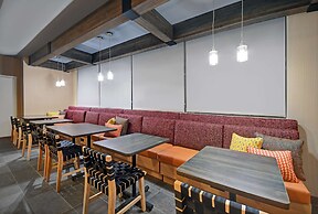 Tru By Hilton Gaylord, MI