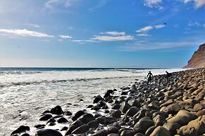 Paul do Mar Charming Apartment T2