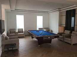 City Condo by Somphong