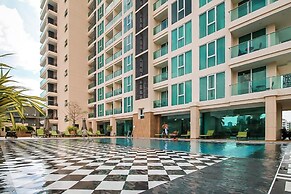 City Condo by Somphong