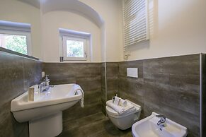 Paradiso del Lago Cristina