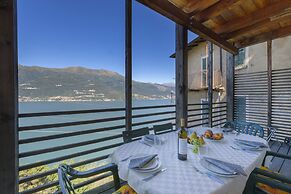 Paradiso del Lago Cristina