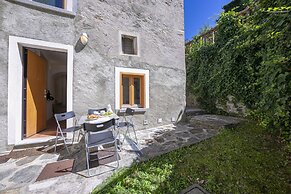 Paradiso del Lago Cristina