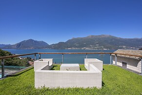 Paradiso del Lago Cristina