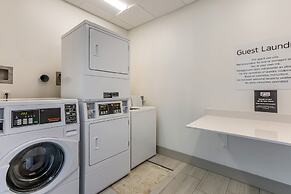 Holiday Inn Express & Suites Phoenix Dwtn - State Capitol by IHG