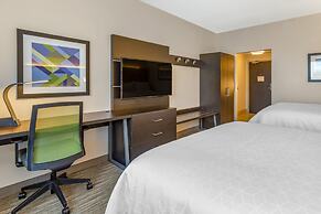 Holiday Inn Express & Suites Phoenix Dwtn - State Capitol by IHG