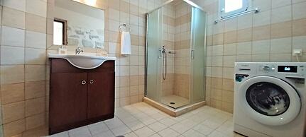 Zeus Traditional House