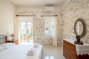 Zeus Traditional House